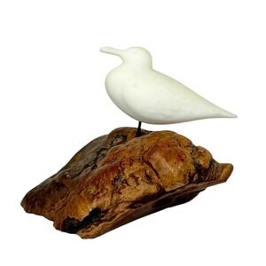 Vintage‎ John Perry White Bird Sculpture on Driftwood Base Coastal Beach Decor